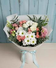 Букет цветов из:  Розы, Лизиантусы и Хризантемы в Межевом