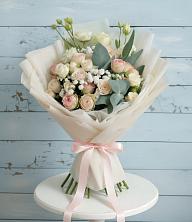 Букет цветов из:  Розы и Лизиантусы в Межевом