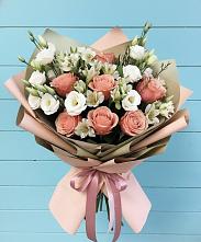 Букет цветов из:  Розы, Альстромерии и Лизиантусы в Межевом