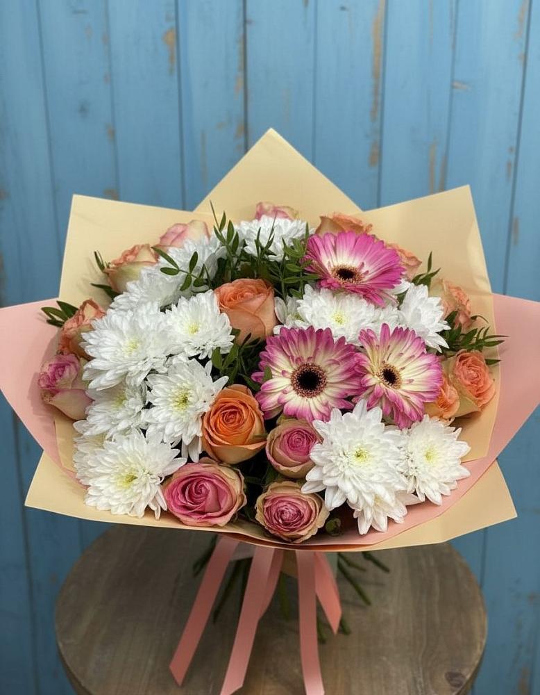 Букет цветов из: Розы, Герберы и Хризантемы в Межевом