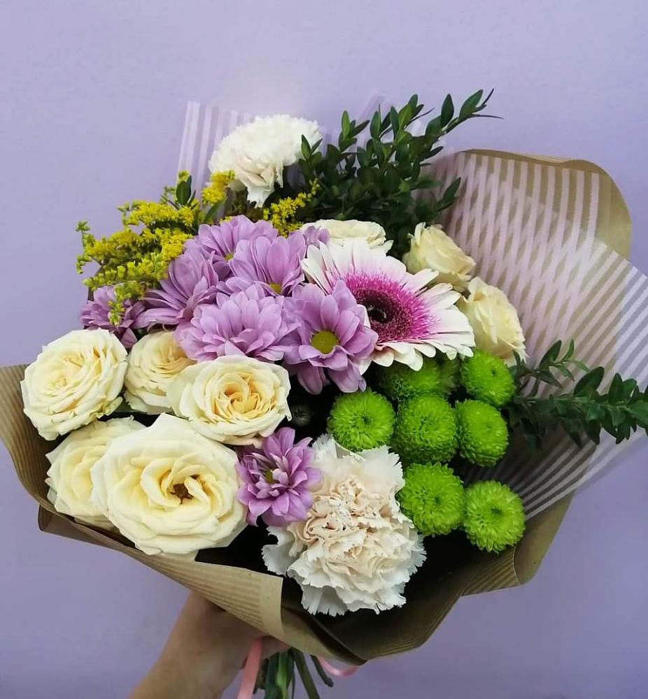 Букет цветов из: Хризантемы, Розы, Гвоздики и Герберы в Межевом