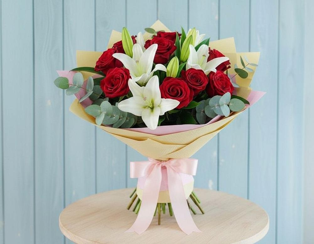 Букет цветов из: Лилии и Розы в Межевом